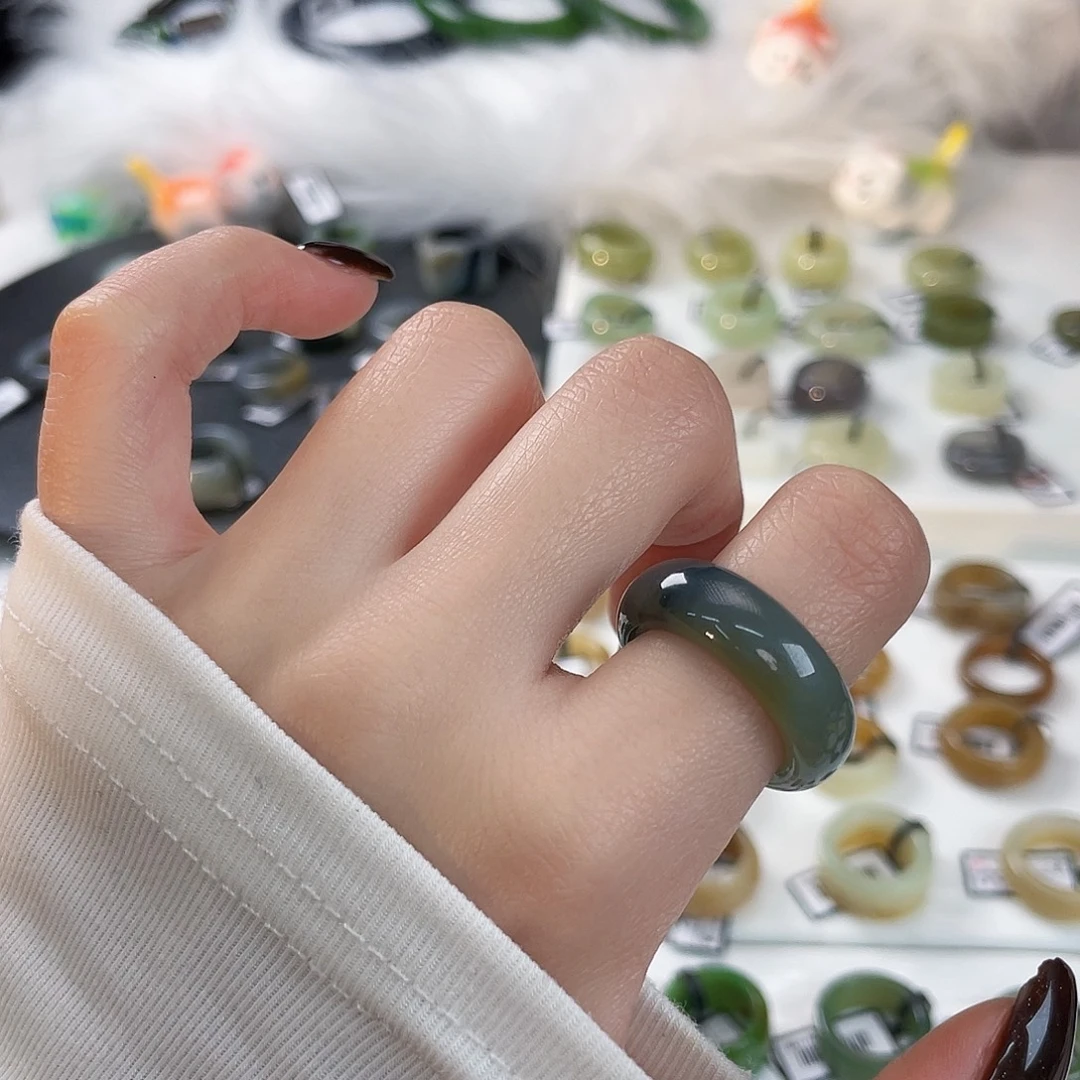 和田玉未镶嵌戒指k55糖青花泥鳅背18.1