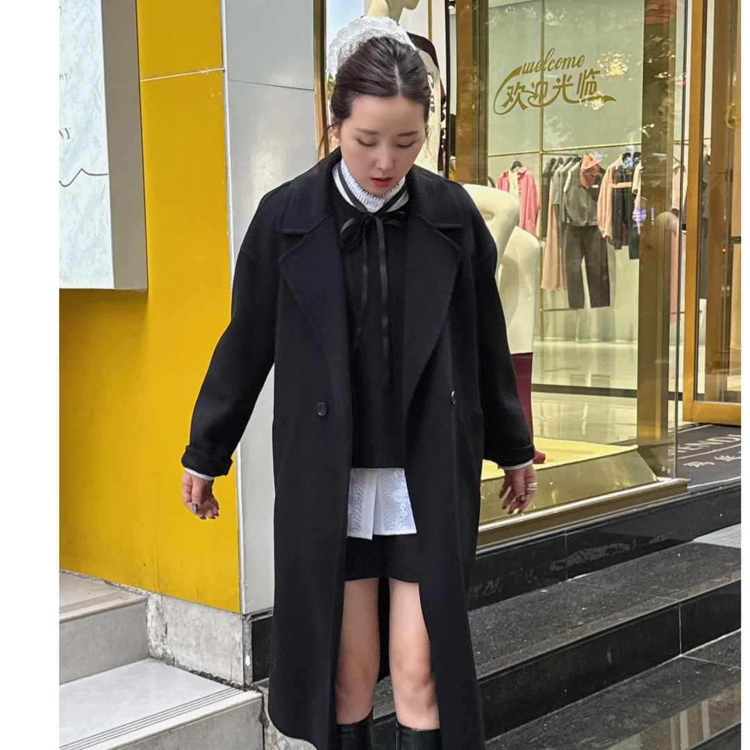 LINGZI/领姿中厚款女绵羊毛极简风呢大衣常规款黑色秋冬时尚排扣