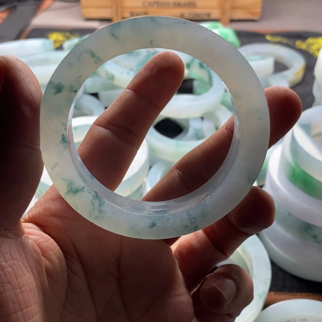 一***头定制翡翠未镶嵌不退不换