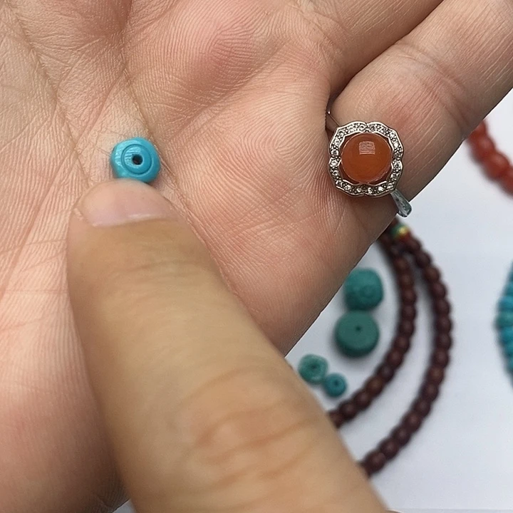 南红玛瑙未镶嵌珠宝奇石