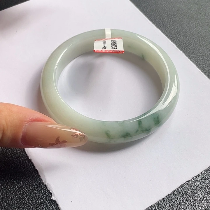 翡翠未镶嵌手镯56