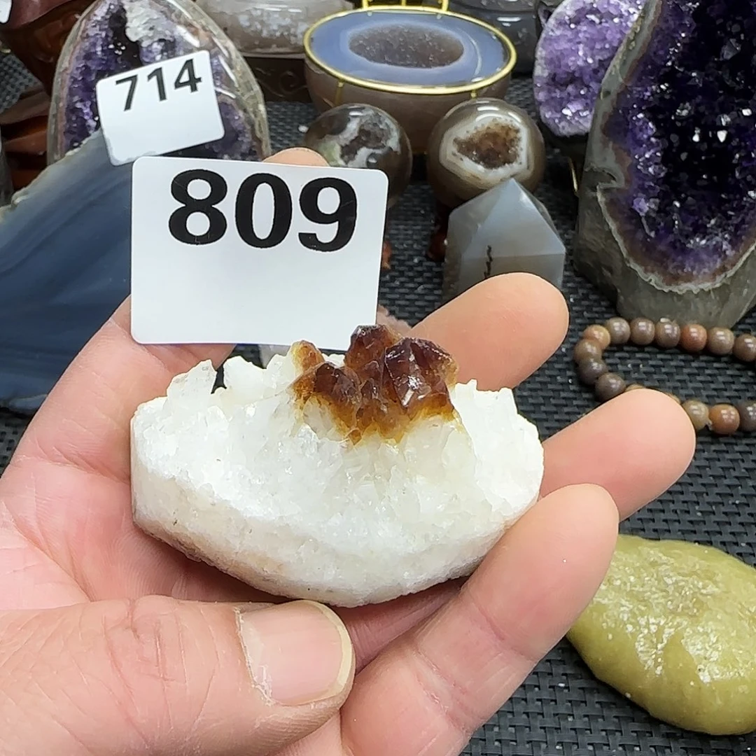 未镶嵌水晶大型摆件（非配饰）