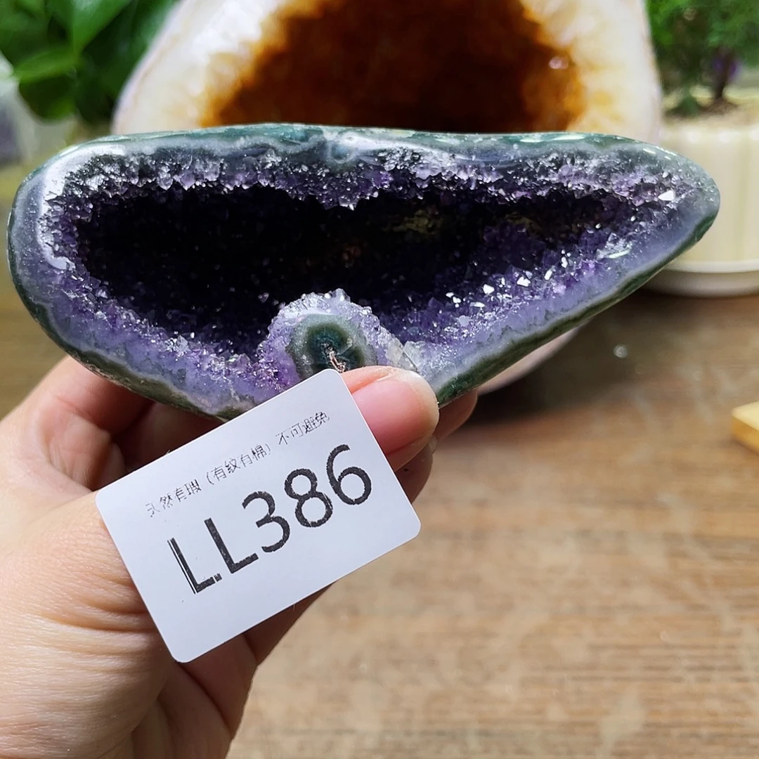 未镶嵌大型摆件（非配饰）水晶