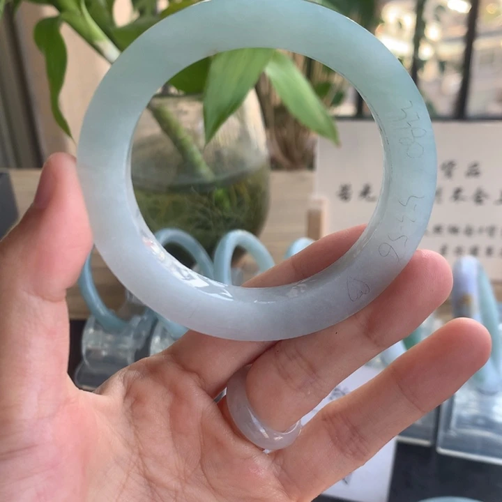 定制翡翠未镶嵌手镯53-56美人条