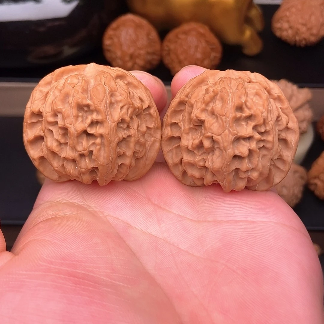 文玩核桃吊坠42苹果园