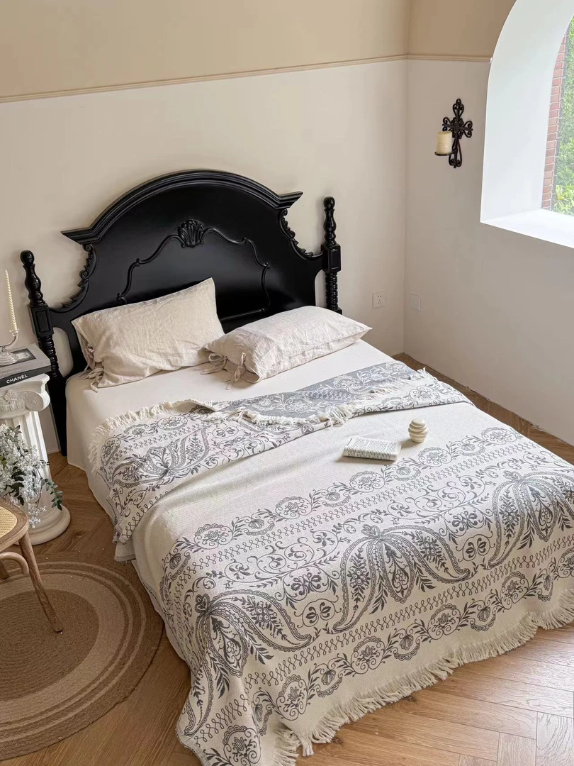 N-L品牌复古高级感纱布流苏谈200*230柔软轻奢提花可铺可盖 果纹