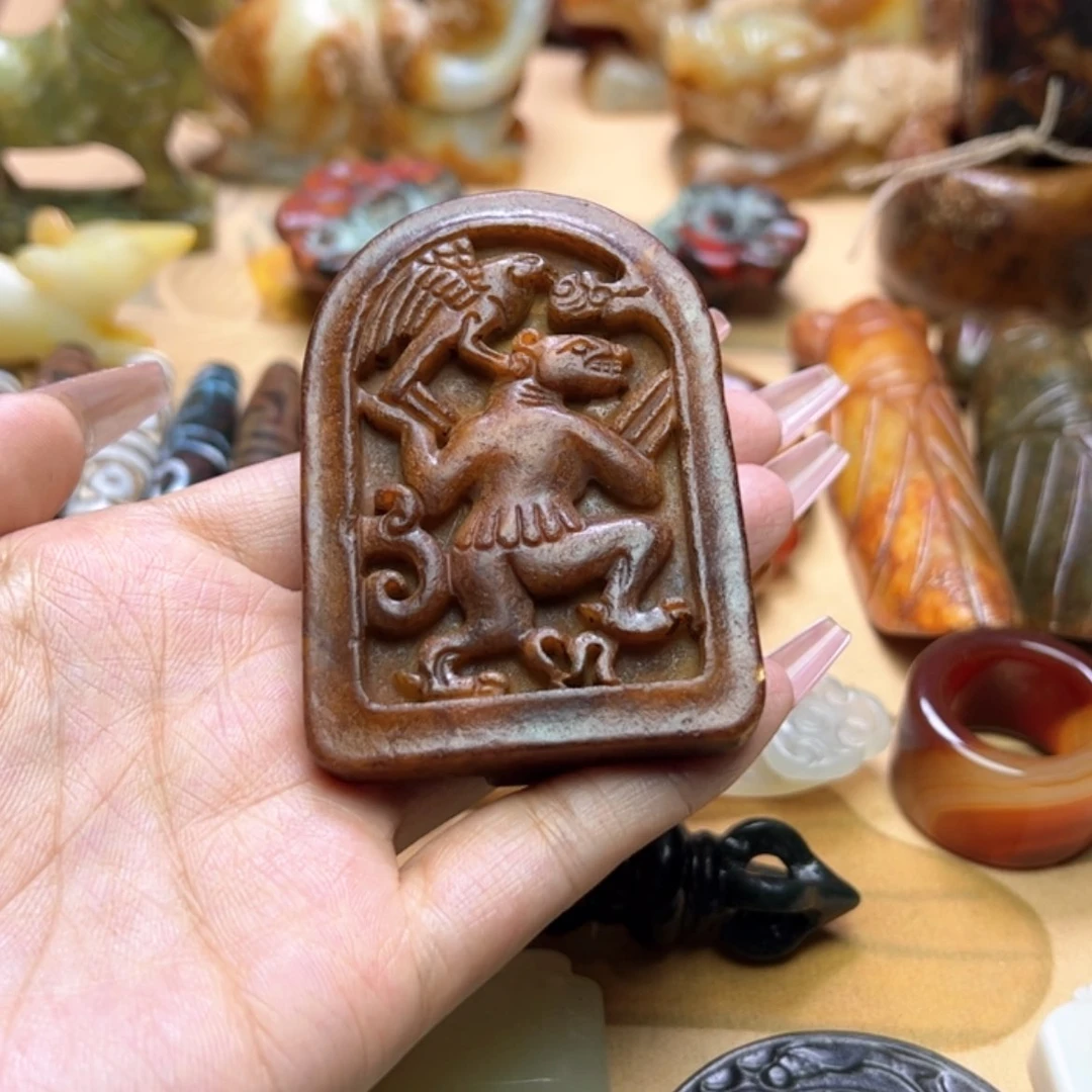 【闪购商品】蛇纹石玉颈饰未镶嵌皮带