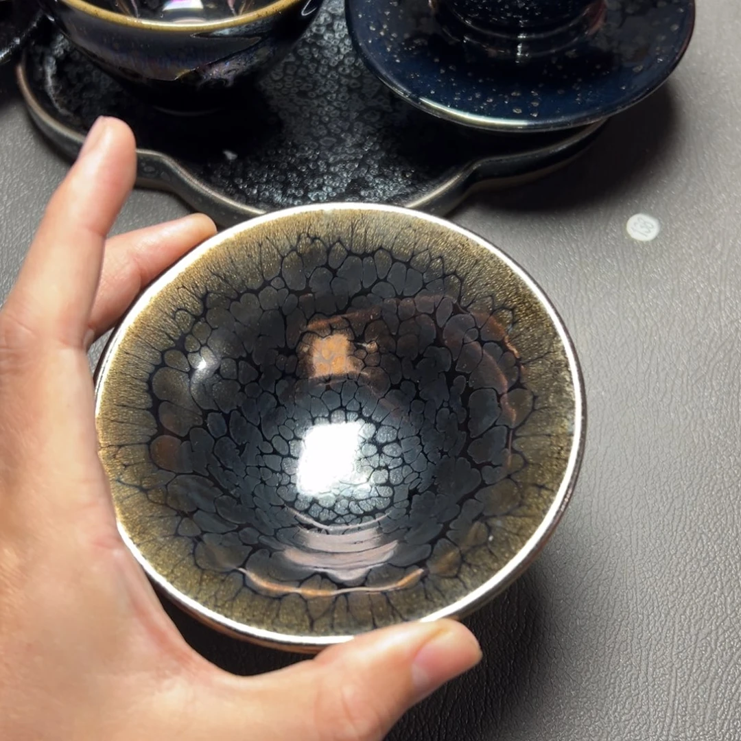 茶盏X****6这点是有多爱她就够呛