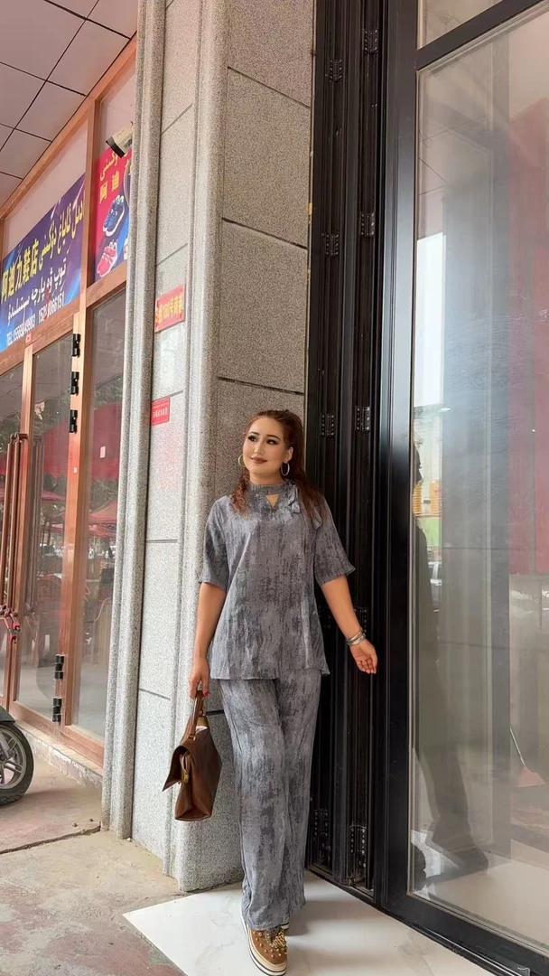 时尚提花短袖上衣复古欧美风休闲套装显瘦气质夏季女士百搭宽松