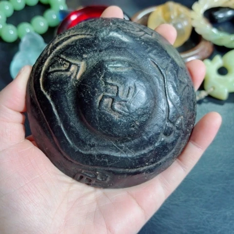 白玉菩提把件一个一个
