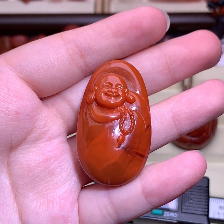 南红玛瑙未镶嵌珠宝半成品佛公牌子