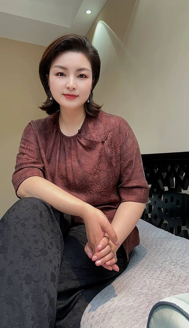 【一缕白月】新中式提花偏襟上衣ND058