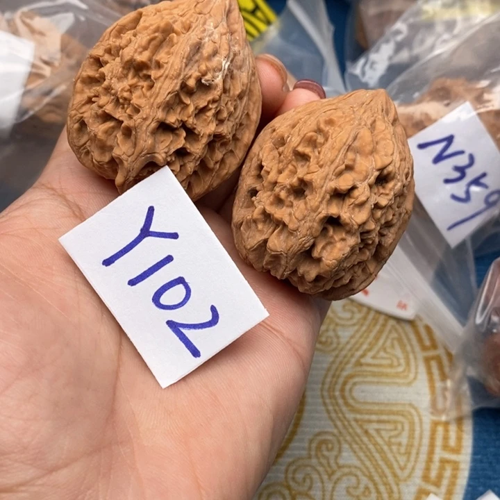 文玩核桃把件核桃