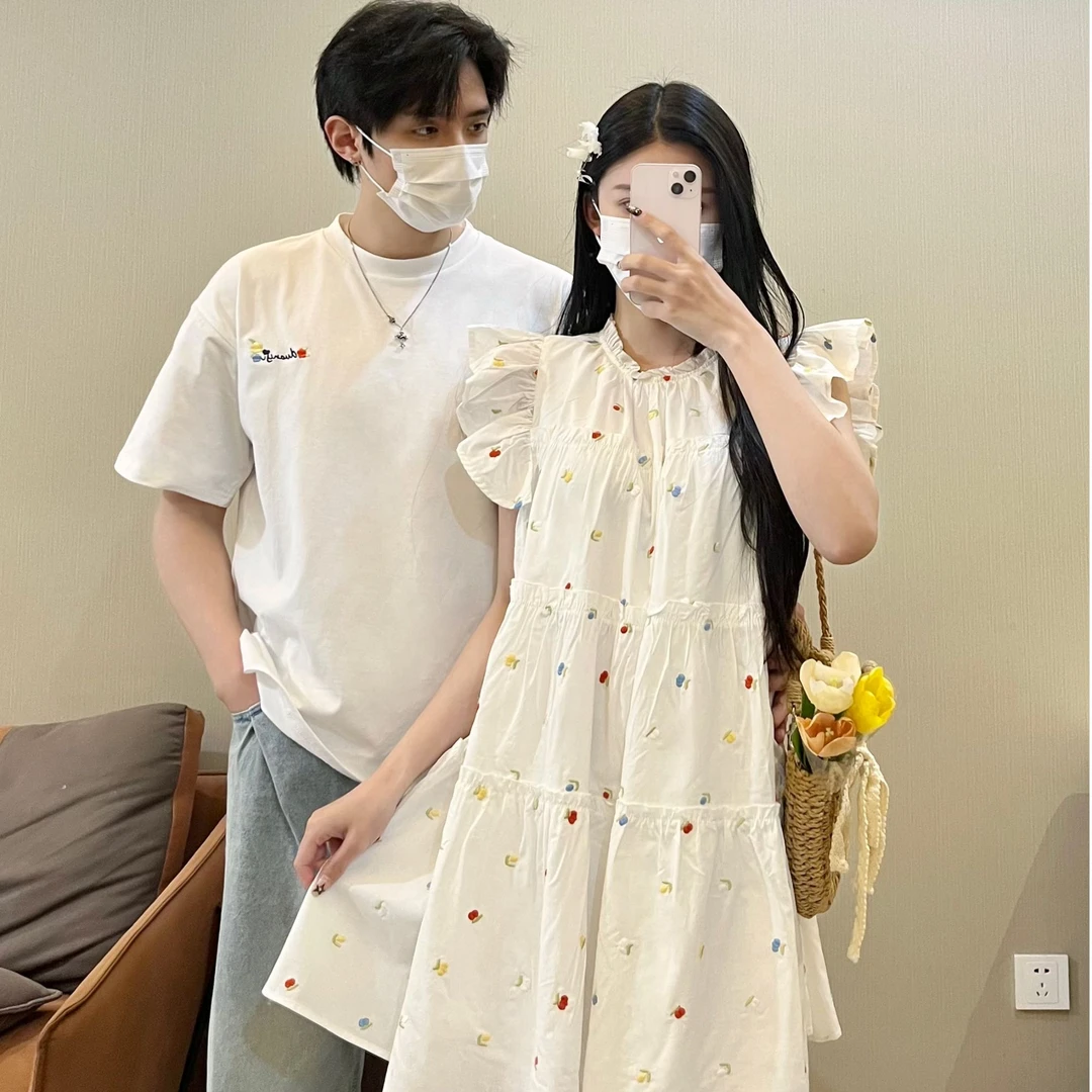 情侣荷叶领宽松大摆裙连衣裙刺绣韩版显瘦裙子小飞袖小清新男短袖