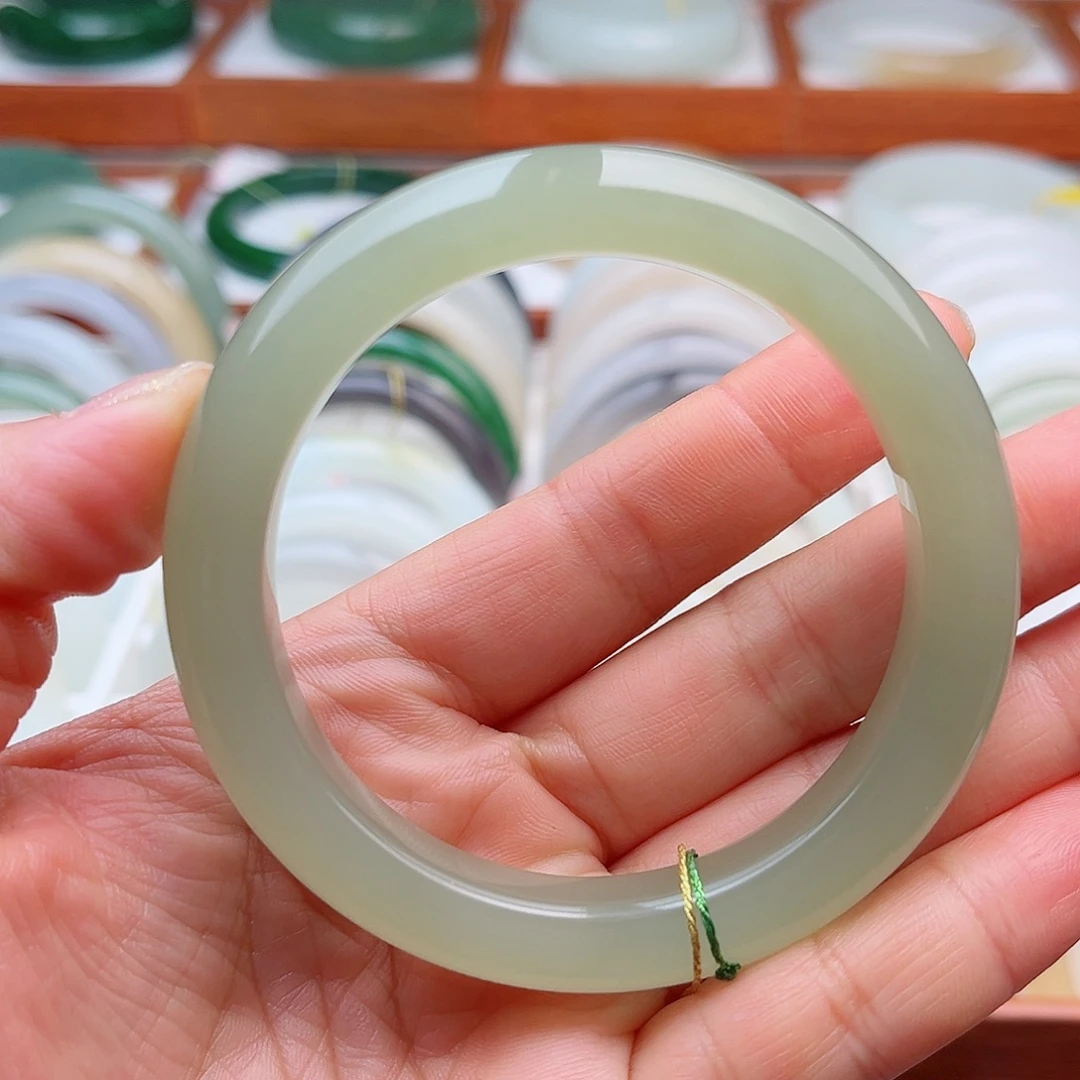 和田玉未镶嵌手镯56.2