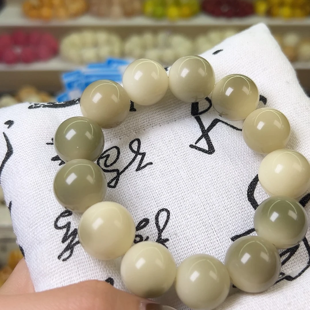 菩提根/象牙果手串微瑕卡17青提圆一串