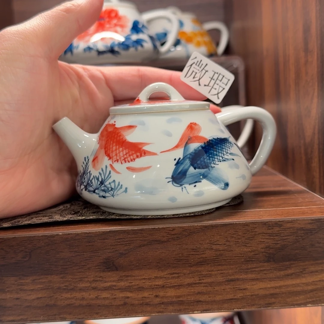 釉下手绘茶具微瑕