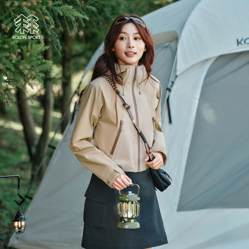 KOLON SPORT可隆女士短款3L夹克露营多口袋连帽户外运动休闲衣
