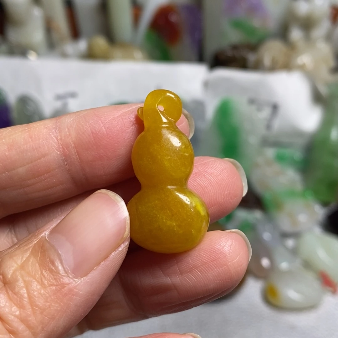 和田玉（糖玉）未镶嵌颈饰
