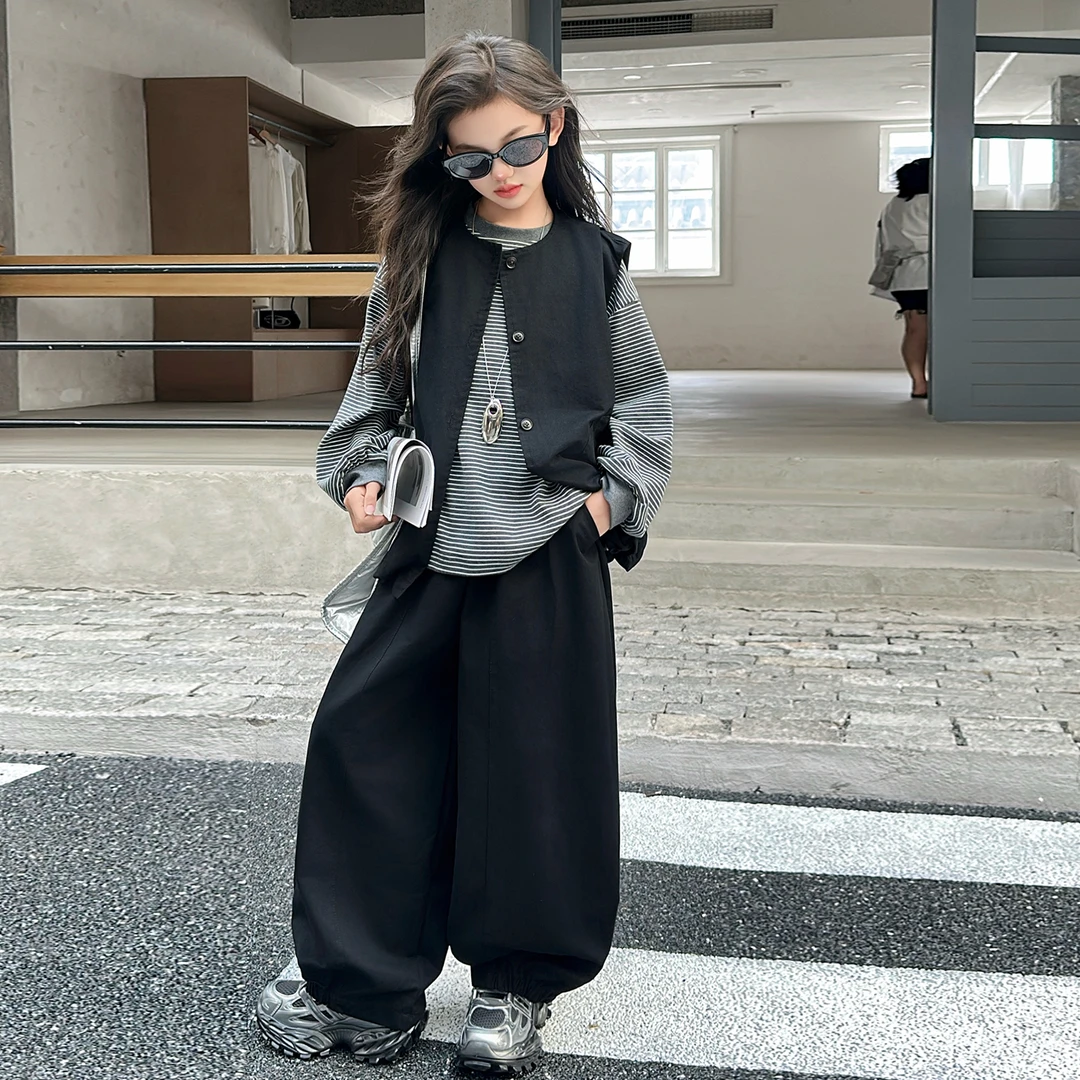 女童秋装2025新款女大童韩系条纹打底衫休闲马甲弯刀裤春秋三件套
