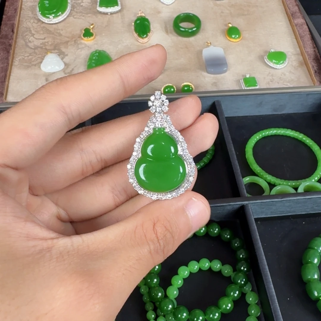 和田玉（碧玉）18K金镶嵌珠宝半成品