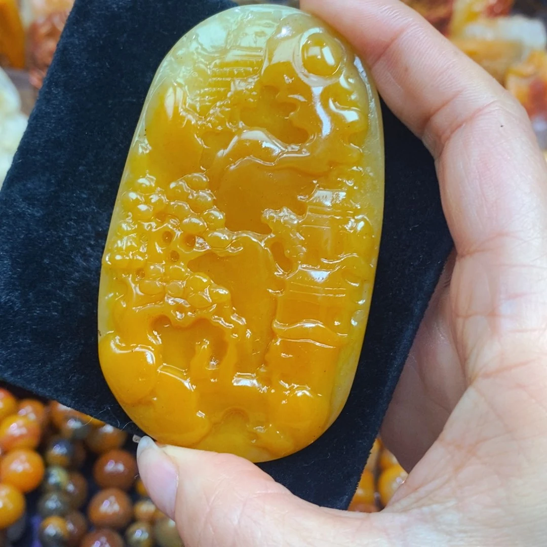 未镶嵌石英质玉（黄龙玉）吊坠(不含链)