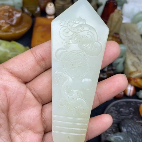 蛇纹石玉未镶嵌颈饰101