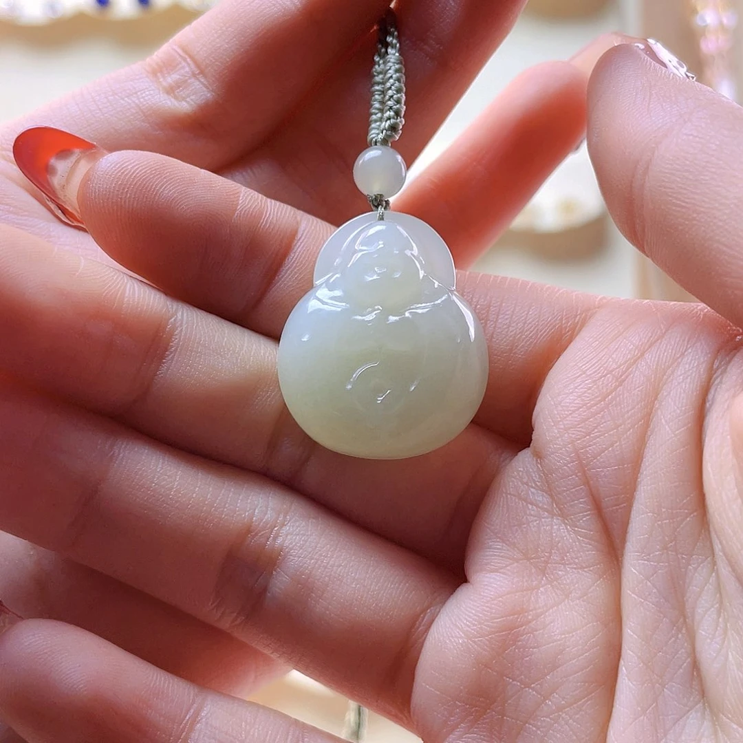 和田玉吊坠(赠链)未镶嵌?****?