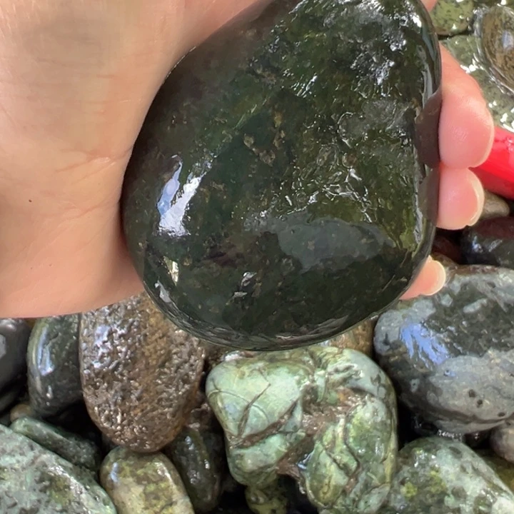 乐***谜蛇纹石玉未镶嵌西藏藏玉药王石