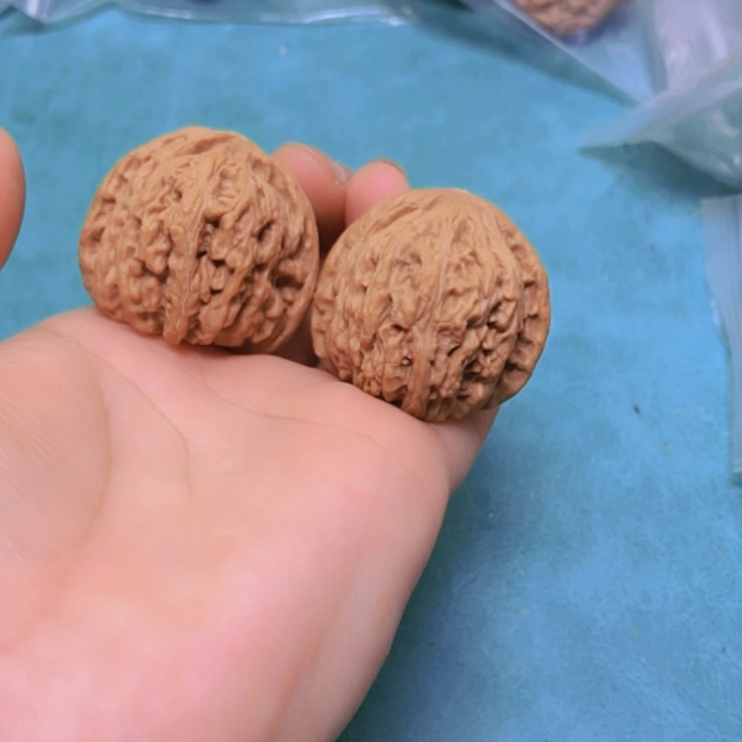 【闪购商品】把件核桃36.5秘闻修尖