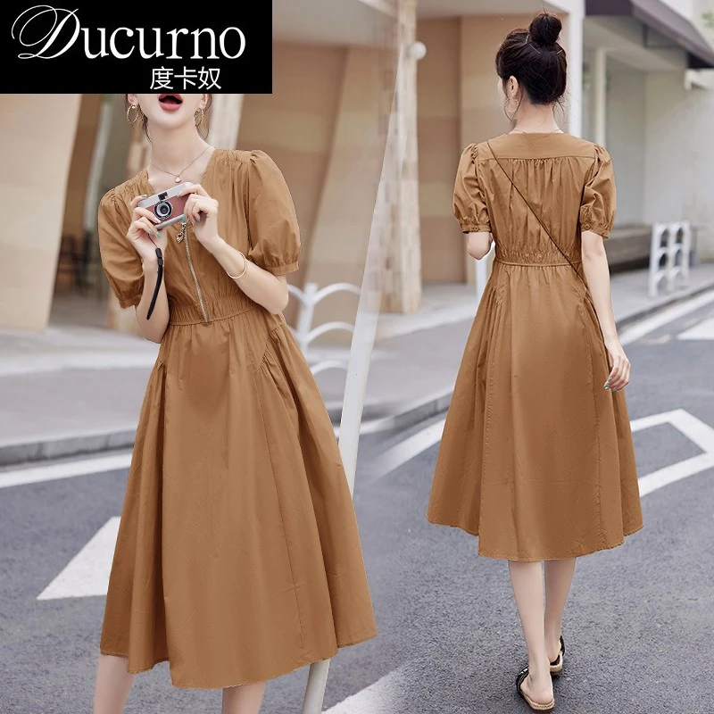 百褶收腰连衣裙法式夏季新款小个子女款泡泡袖气质裙子时尚女装