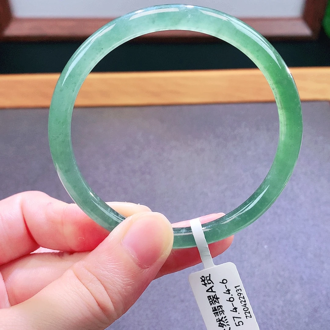未镶嵌手镯翡翠天然翡翠