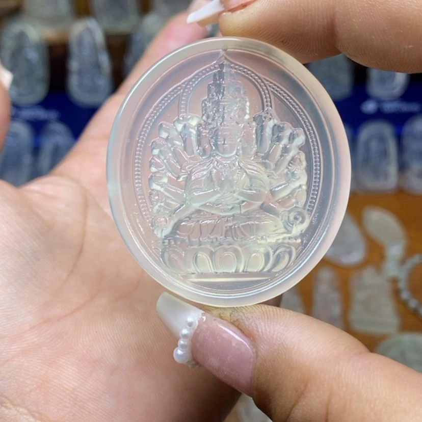 【闪购商品】蛇纹石玉颈饰未镶嵌寂****啊