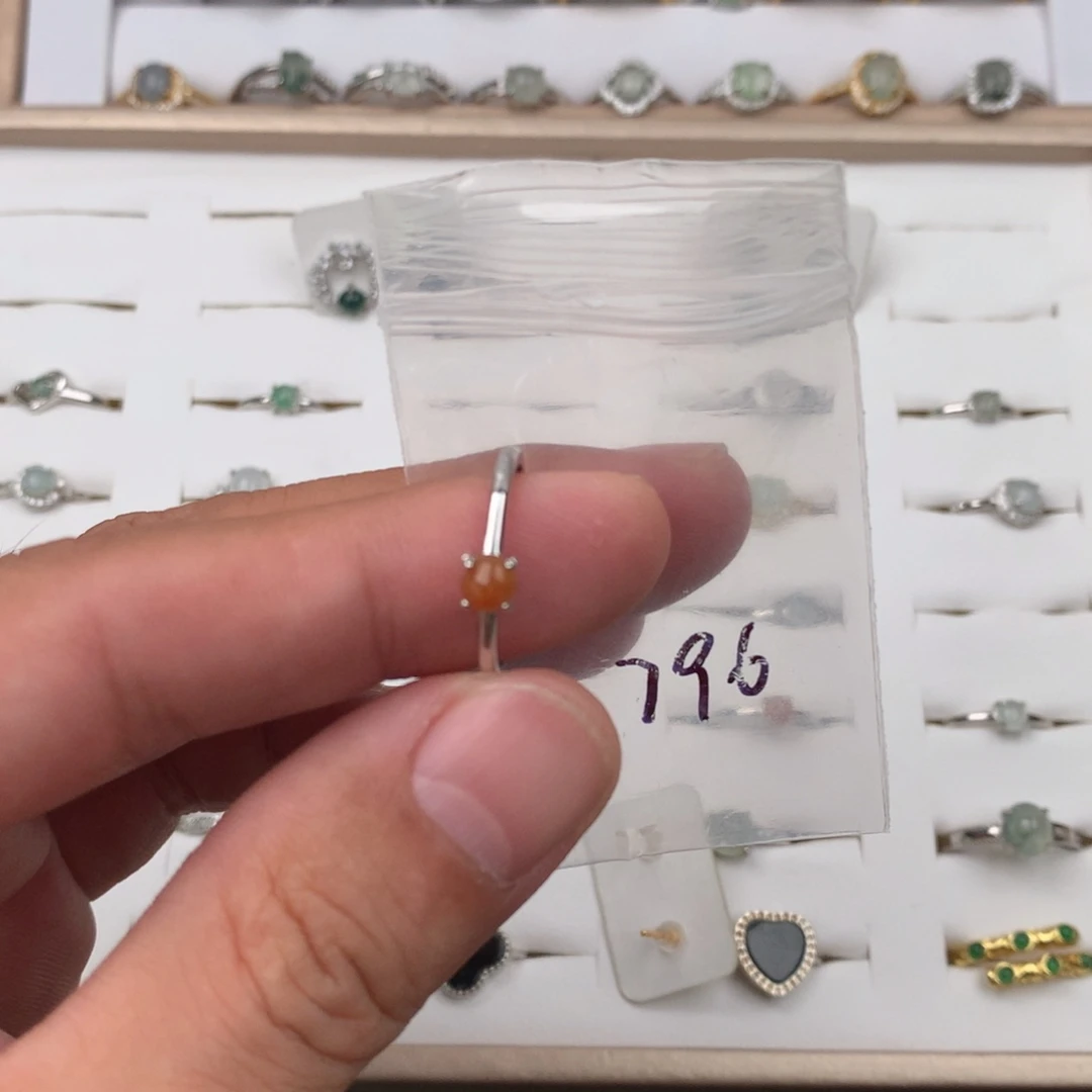 翡翠未镶嵌戒指796