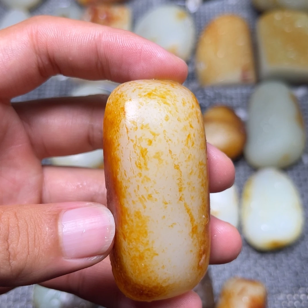 未镶嵌和田玉定制和田玉志*张
