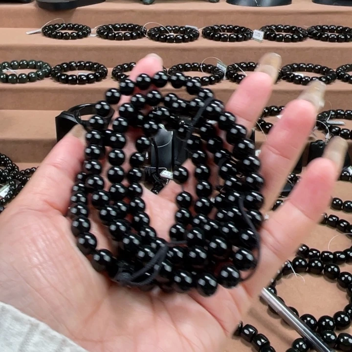 鈦***力和田玉未镶嵌手链