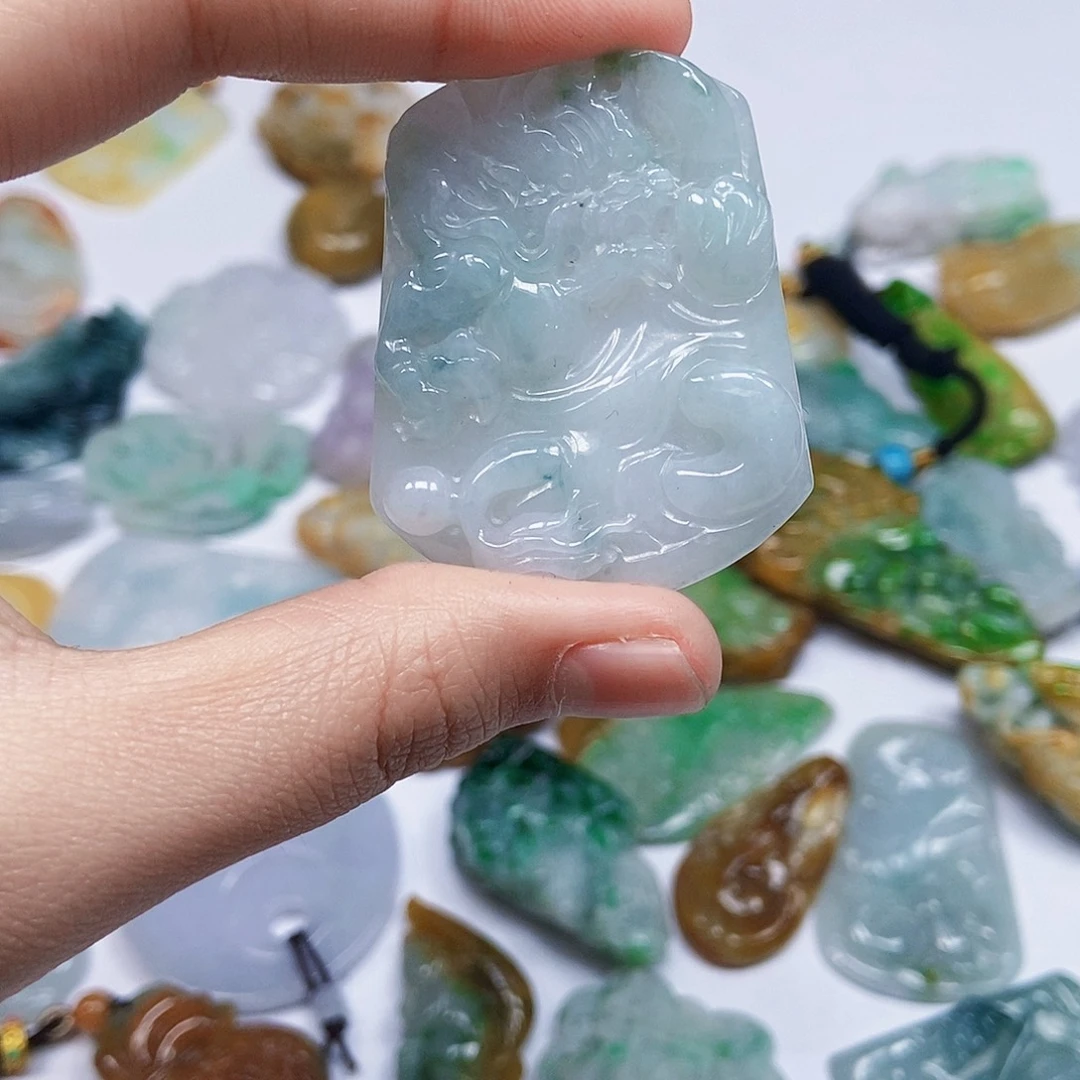 翡翠未镶嵌颈饰翡翠A货