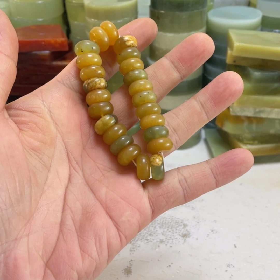 【闪购商品】未镶嵌蛇纹石玉珠宝半成品