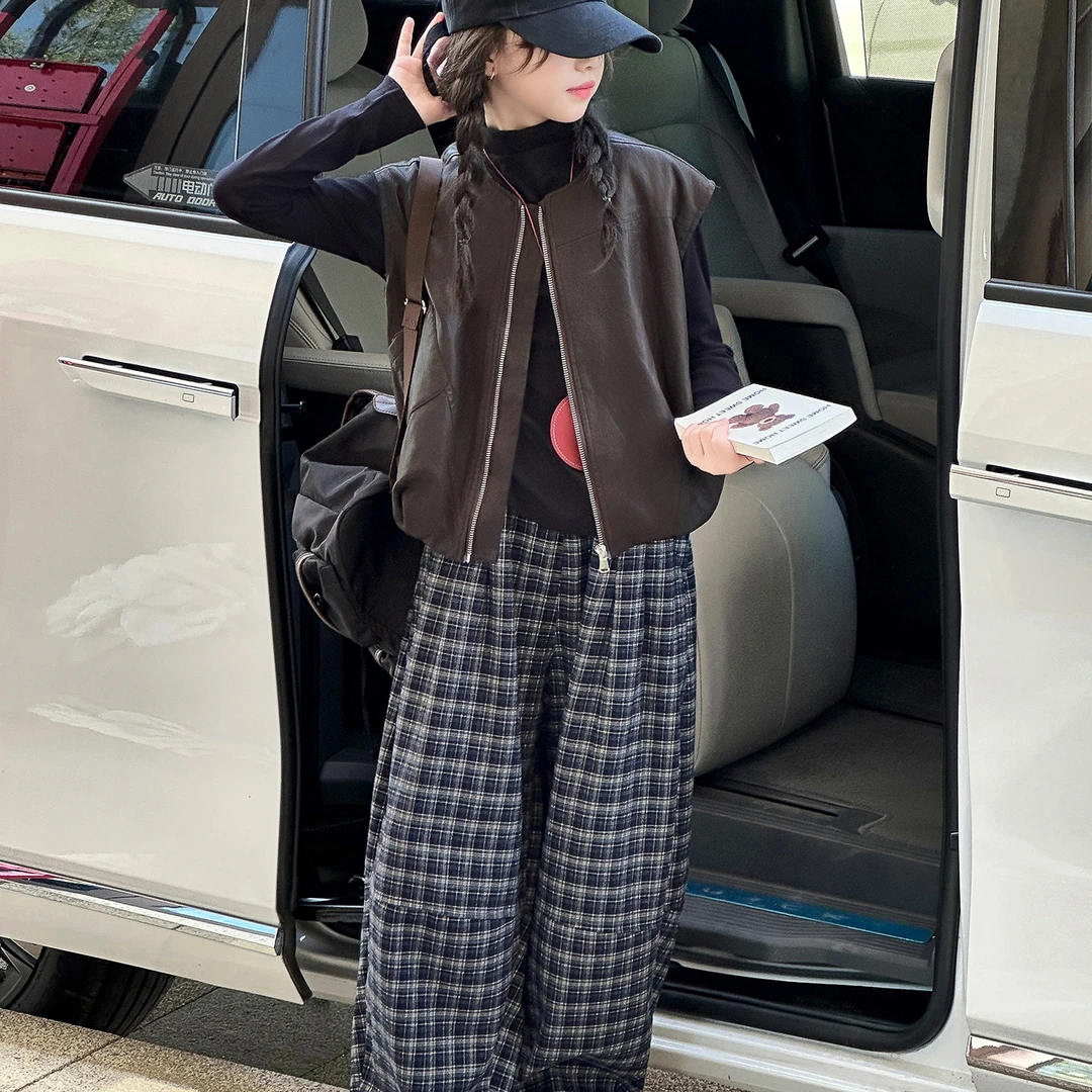 8-12岁女童秋装套装2025新款儿童洋气皮马甲格子裤时髦三件套潮
