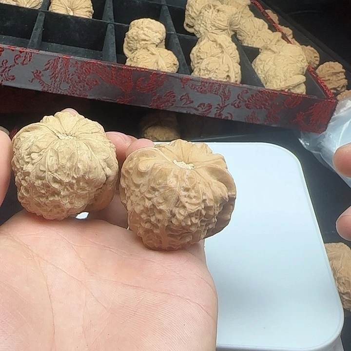 人***鸣龙脊菩提吊坠啊啊啊啊啊啊南瓜21