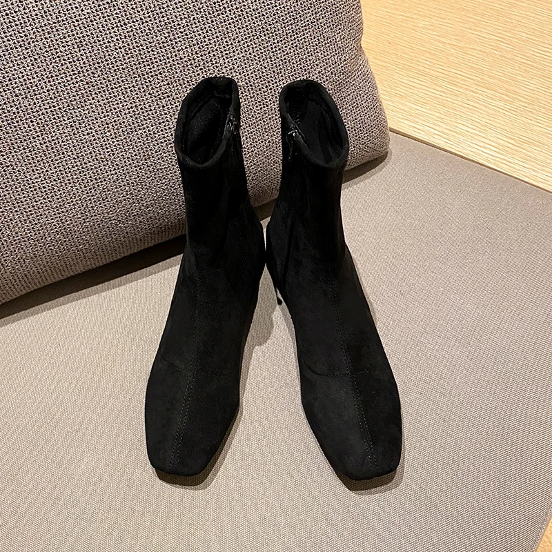 断码清仓磨砂真皮短靴女粗跟202秋冬新款英伦风高跟瘦瘦靴女单靴