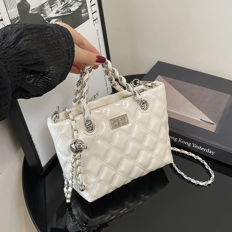 2025新款女士链条包托特包斜挎包大容量菱格包小众时尚手提小方包