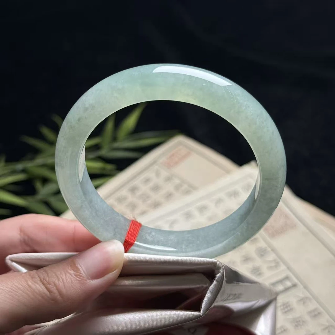 思懿珠宝   翡翠手镯56圈-19800-1