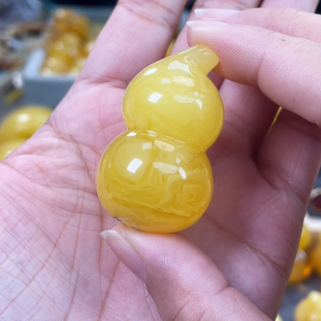 琥珀未镶嵌裸石h9