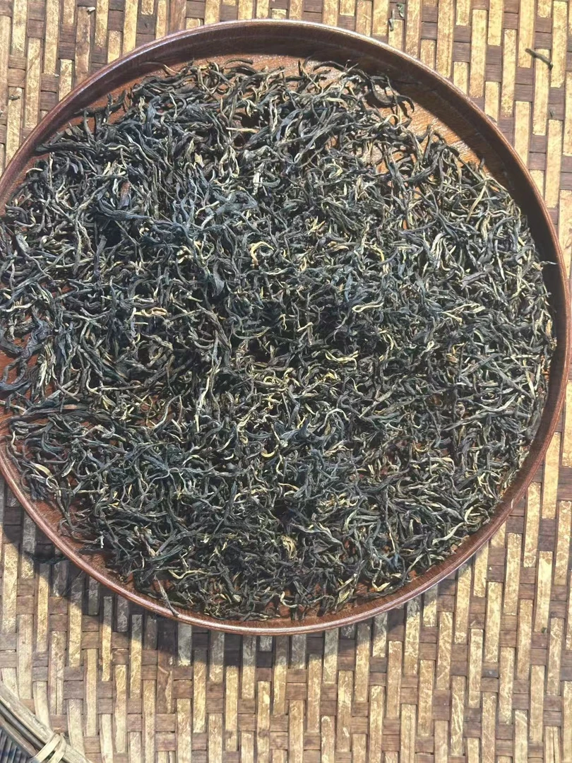 缅甸勐腊勐连大黑山野生紫芽 熟茶  100g  2565号