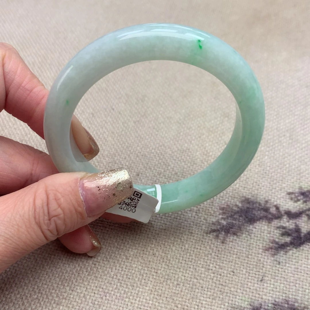 未镶嵌手镯翡翠缅甸翡翠手镯