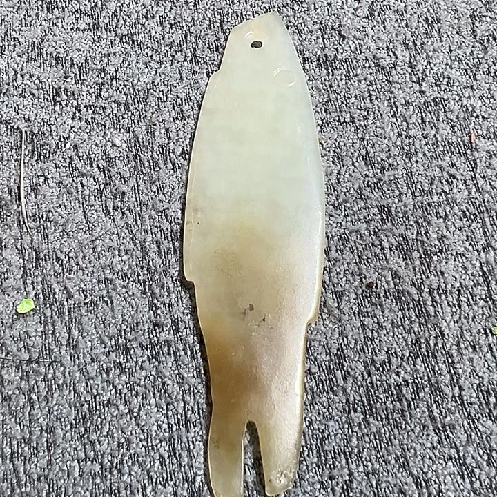 和田玉（糖玉）未镶嵌挂件