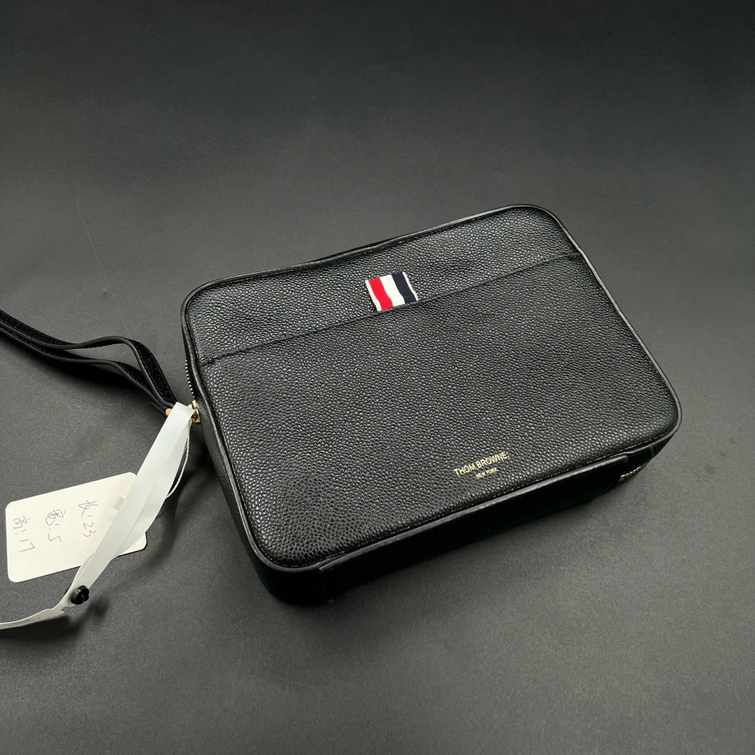 未使用 THOMBROWNE （jp）428 TB 经典三色条纹手拿包