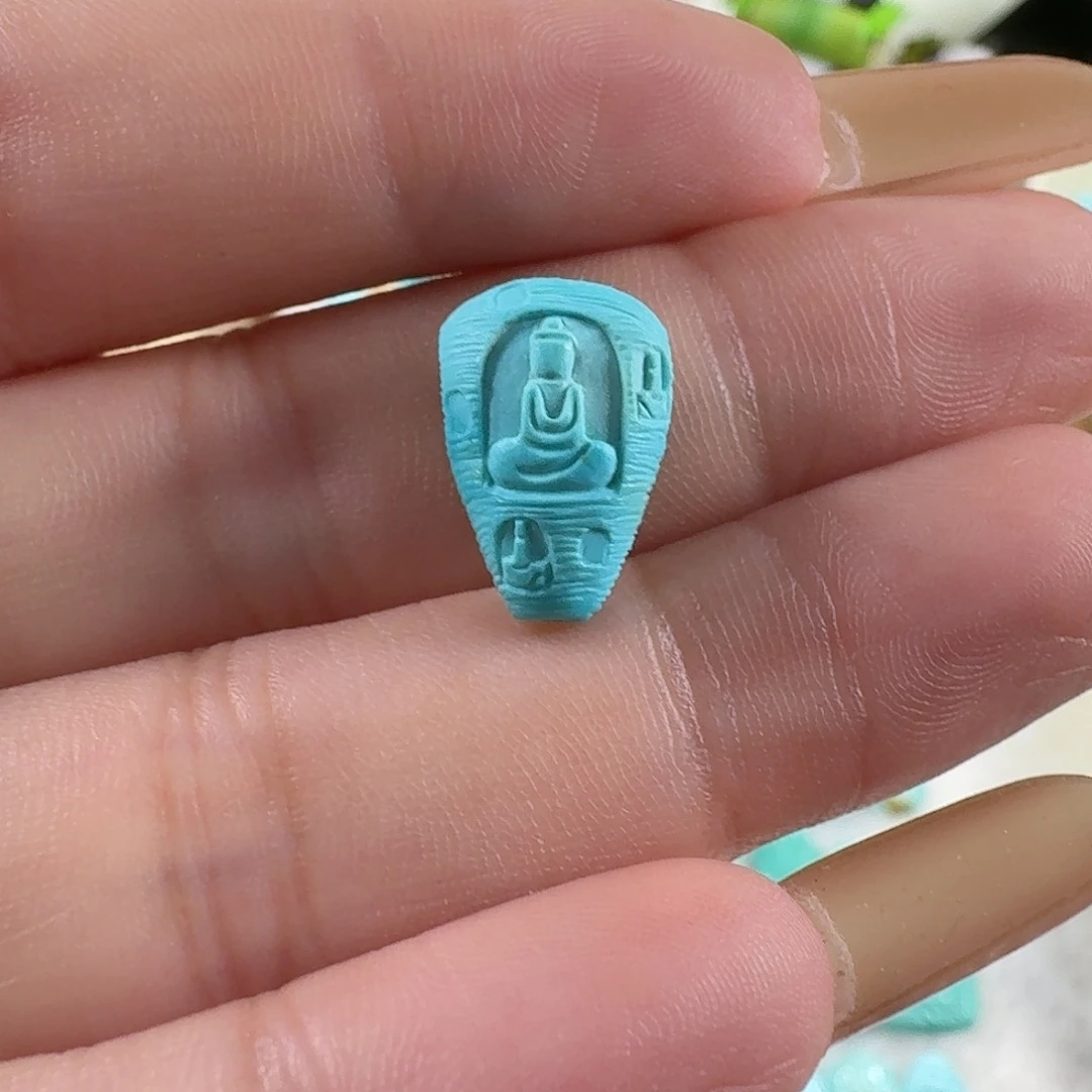 绿松石未镶嵌颈饰