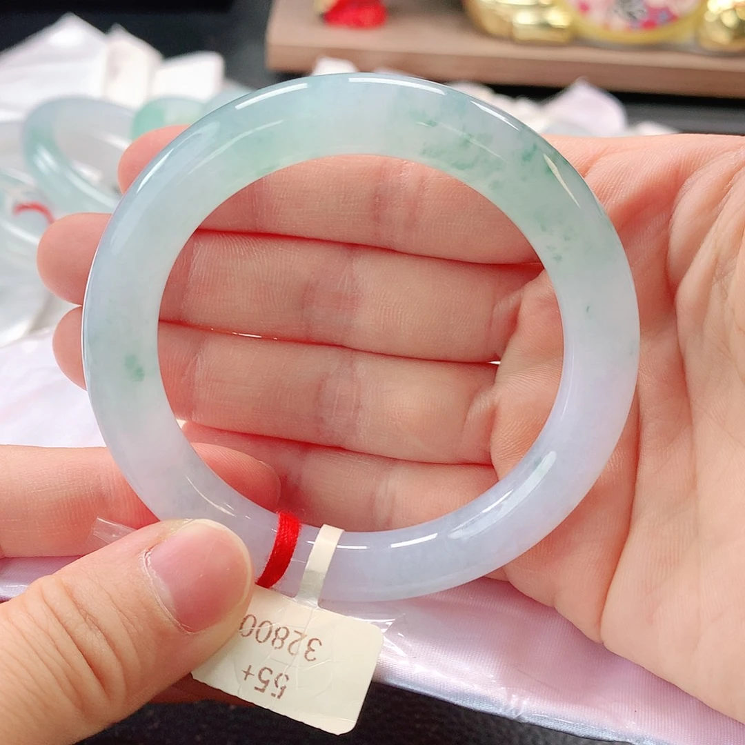 翡翠未镶嵌手镯缅甸A货翡翠手镯
